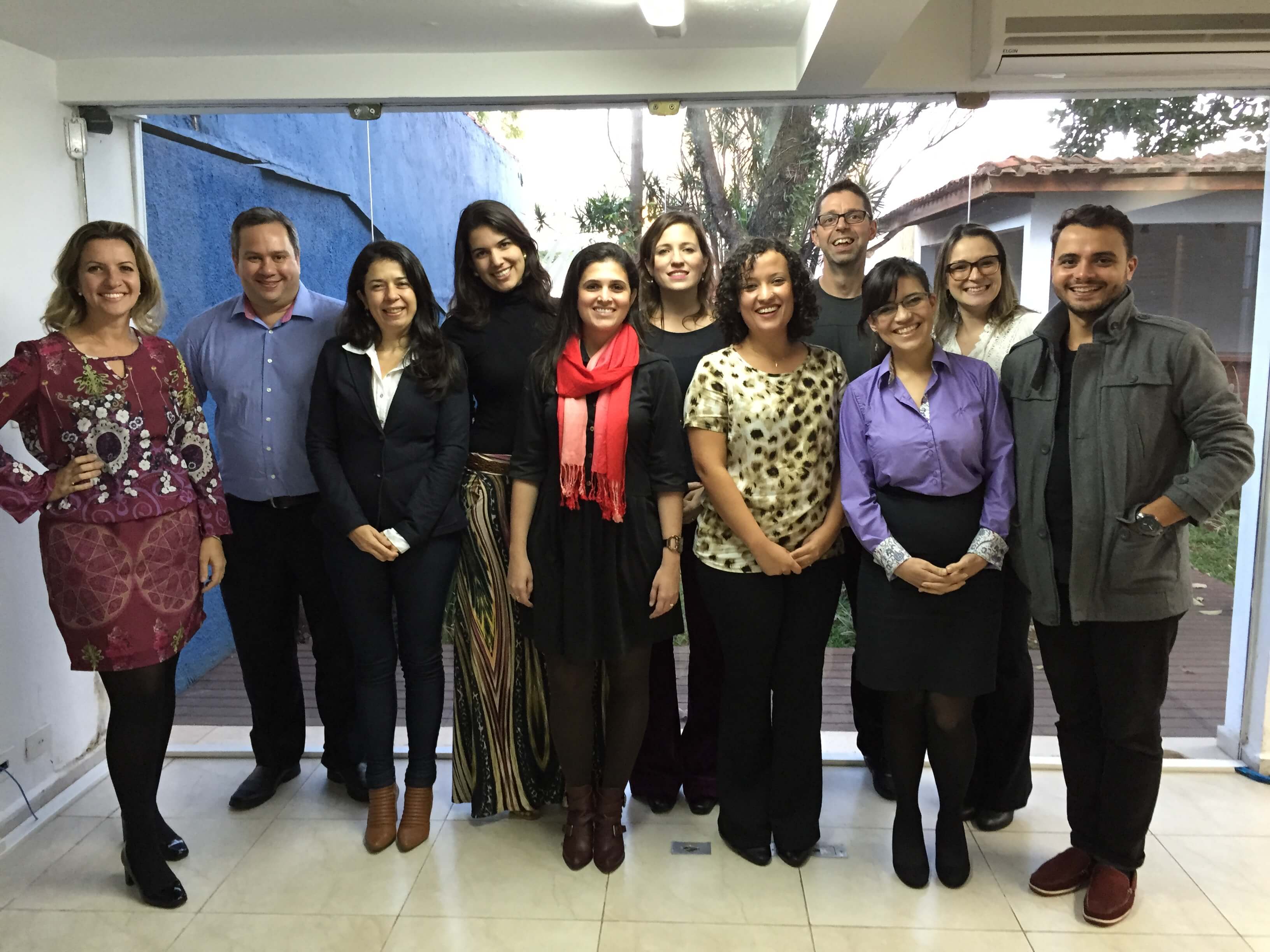 ADInstruments team outside the new São Paulo office in Brazil following its opening in 2008.