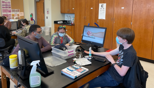 Students in Dr. Ford's class complete online physiology lab activities using Lt.